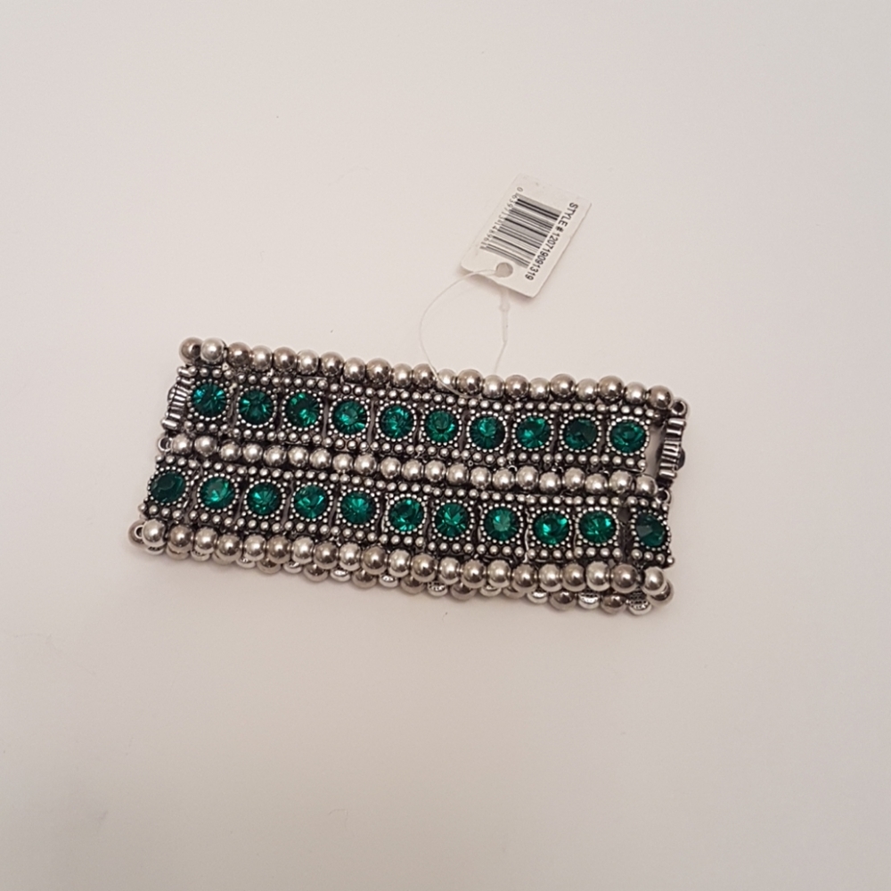 ⭐Stretch Bracelet with Emerald Stone